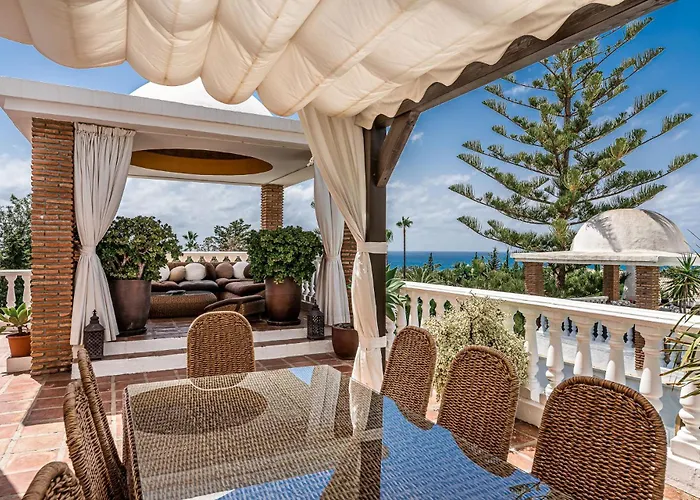 El Rosario Sunny Terrace By Costarentals - Ref M6 *